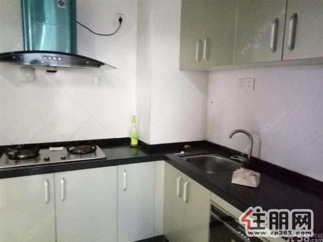 盛天果岭1800元2室1厅1卫精装