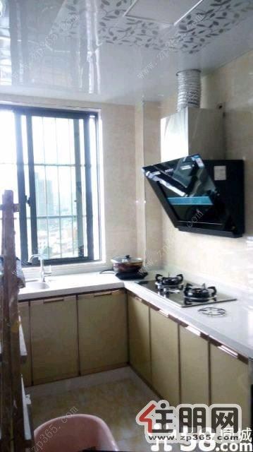 金桂花园1600元2室1厅1卫精装