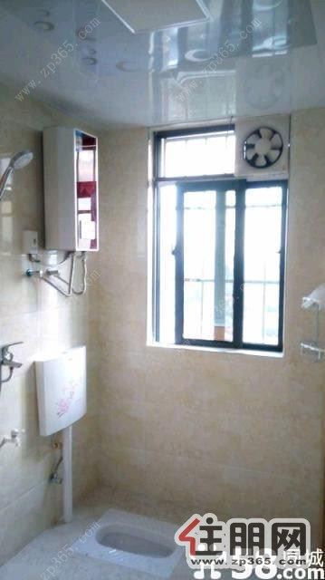 金桂花园1600元2室1厅1卫精装