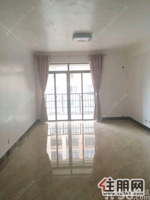 香樟林1600元3室2厅1卫普通装