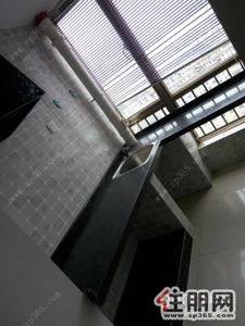 东沟岭新区-盛天公馆1400元1室1厅1卫中装