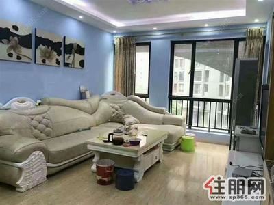 青秀区-万象城后面凤岭一号豪华大三房出租，手慢无啊。