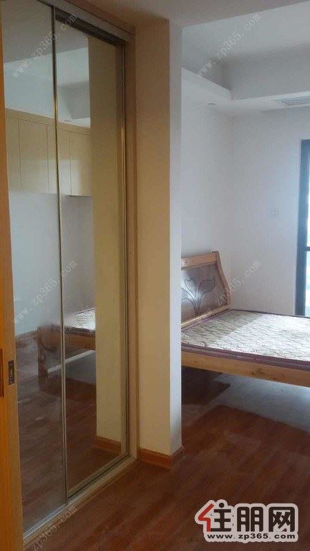 保利·大江郡1房1厅精装仅租2300