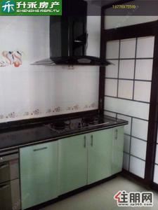 青秀区，凤岭北蓝山上城3室2厅130平米,很难见
