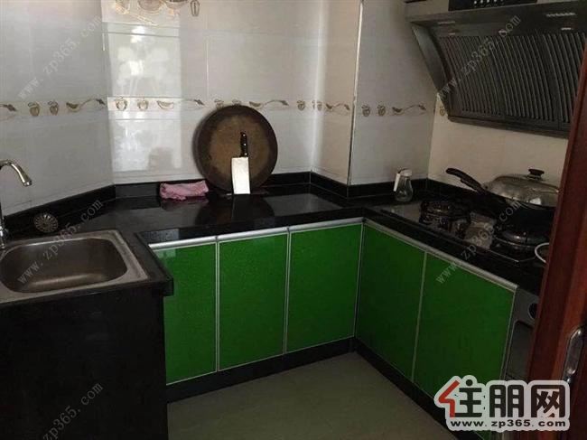 急租御林皇府1200元2室2厅1卫普通装修,家具家电齐全