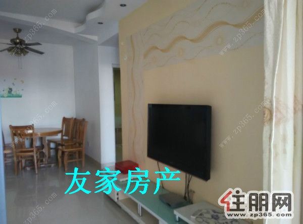 维多利亚1600元3室2厅1卫精装