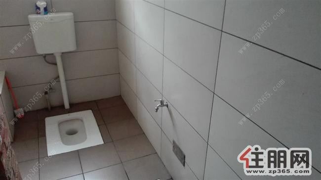 天赐花园2200元3室2厅2卫中装