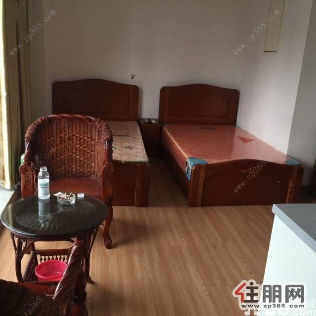 高新阳光100精装一房1500元/月可长