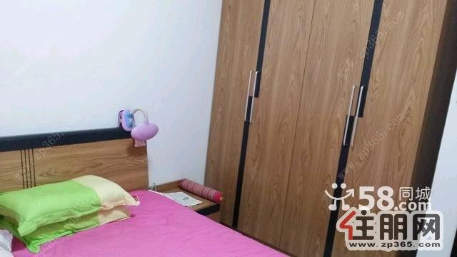 北雀路雅儒路康城3室2厅130平米中等装