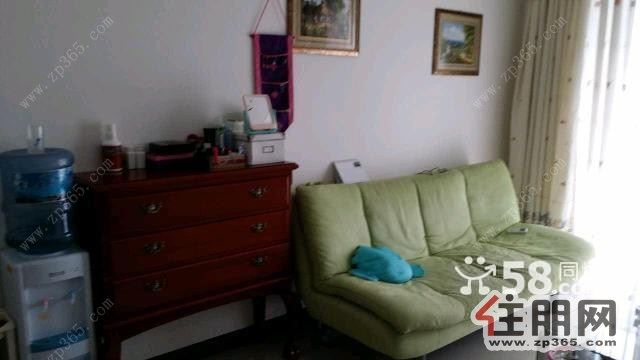 北雀路雅儒路康城3室2厅130平米中等装