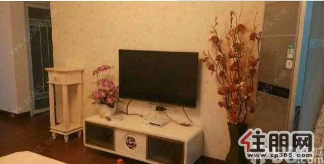 市中心五星街金运来大厦出门就能吃喝