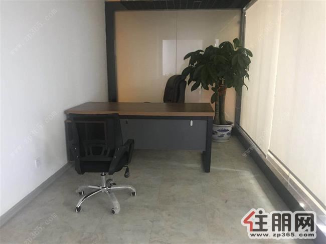 青秀万达广场高端高层《165平***》《带办公用具》有钥匙