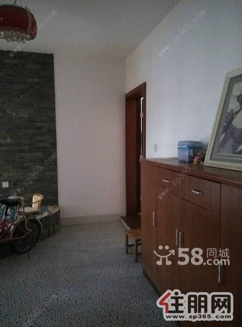 长湖路香格里拉花园3室2厅143平米中等