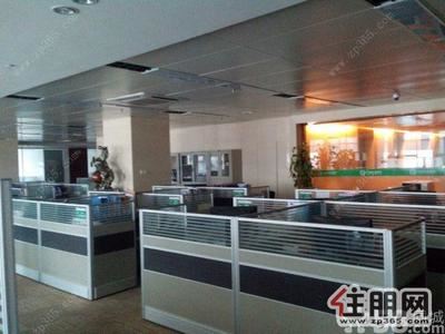 青秀区，五象广场《汇东国际》整层精装修便宜出租