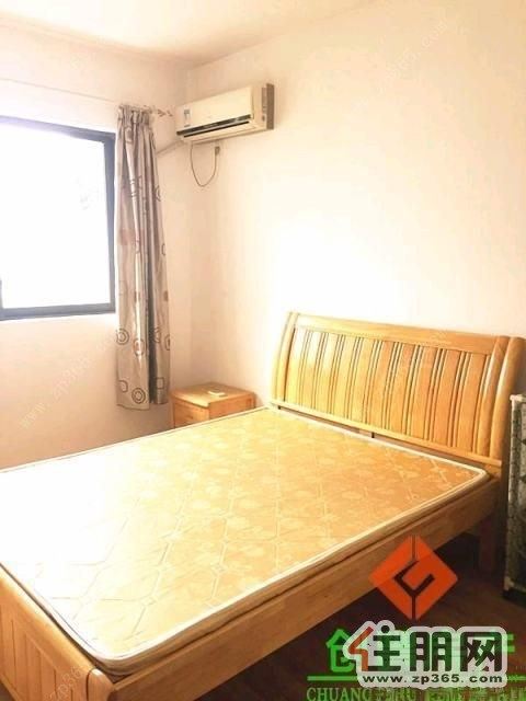 人民广场阳光100城2室2厅84平米精装