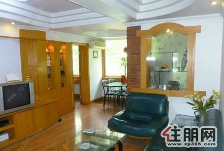 青秀区-思贤路上标准３房，家私齐全。