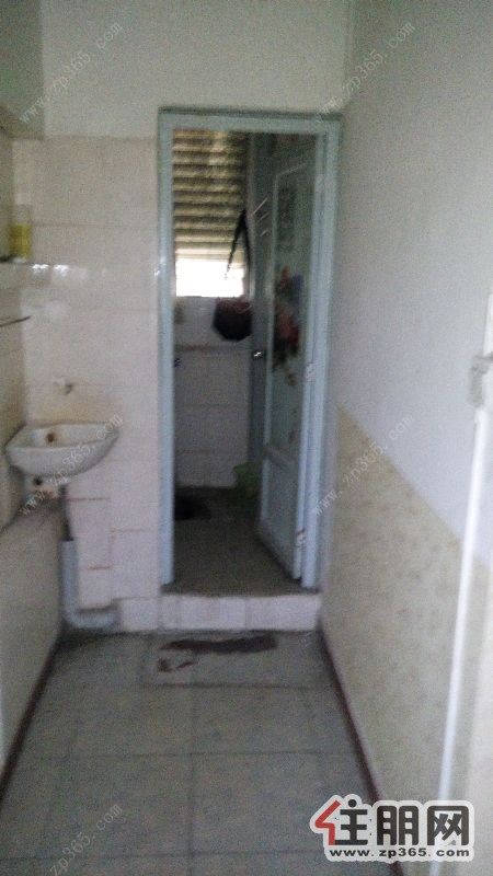 铜鼓岭1800元7室4厅4卫普通装