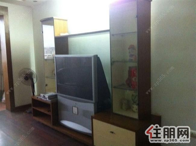 柳北柳锌小区3室2厅120平米简单装修押