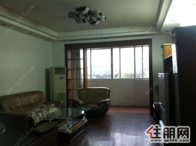 柳北柳锌小区3室2厅120平米简单装修押