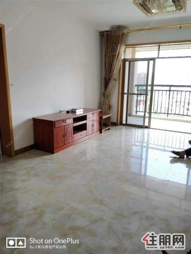 富丽华庭130平***三房2300元,家电家具齐全,拎包入住!