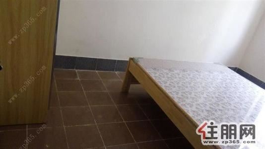 海城区,铜鼓新苑1700元4室2厅2卫普通