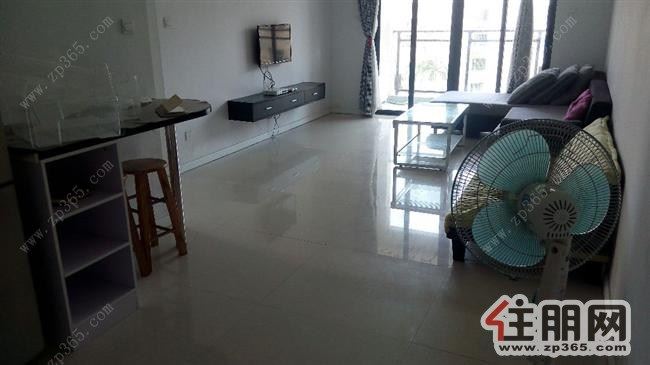 海辰国际1800元2室1厅1卫普通