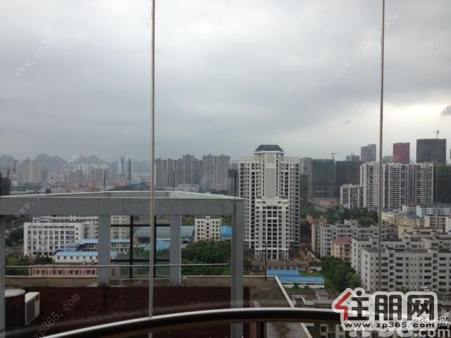 【青年汇】白领公寓精装1房拎包入住