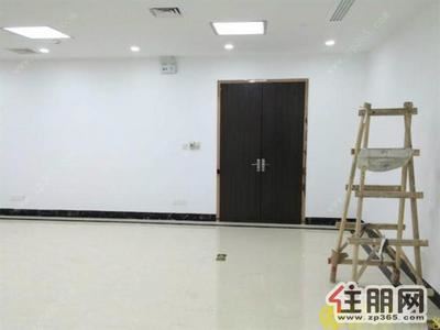 青秀区-出租青秀万达广场105平米全新***修写字楼