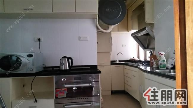 城中五星街-鸿府大厦精装修、家电家具齐全