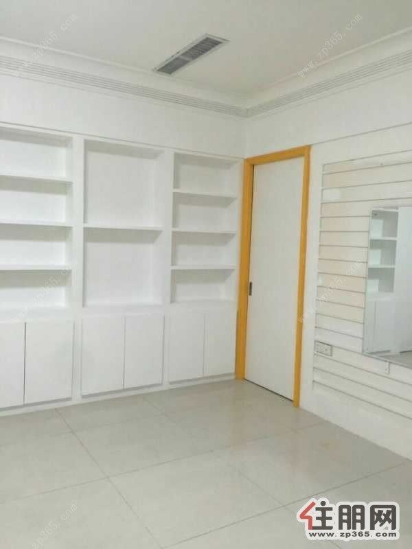 正规有匙即睇!佳圆大厦2500元1室