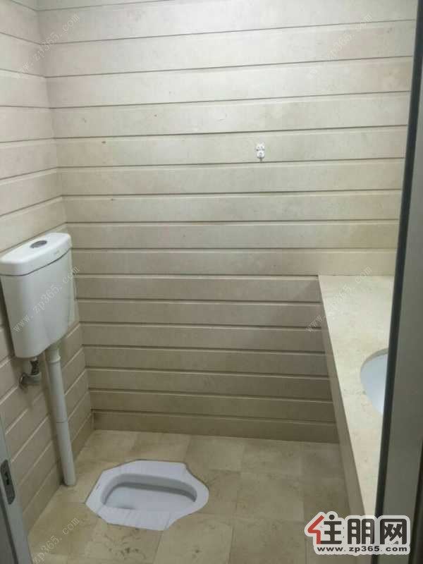 正规有匙即睇!佳圆大厦2500元1室