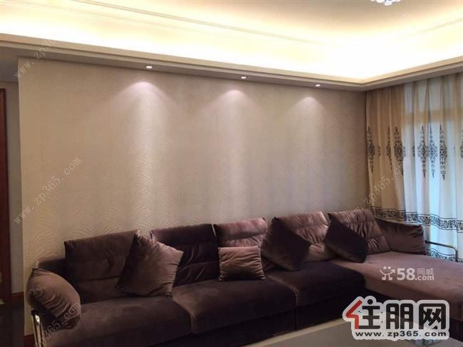 急租实图居家首选瀚林华府大三房送入户花园