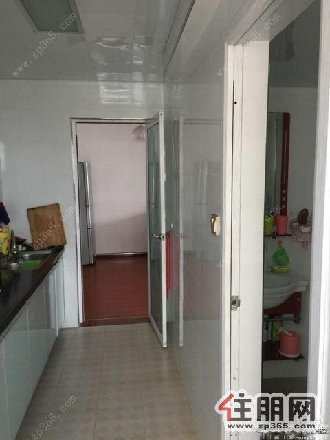 万达旁沃德梦想1室1厅1卫1800