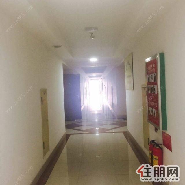 市中心黄金地段澳门街精装单间配套齐全