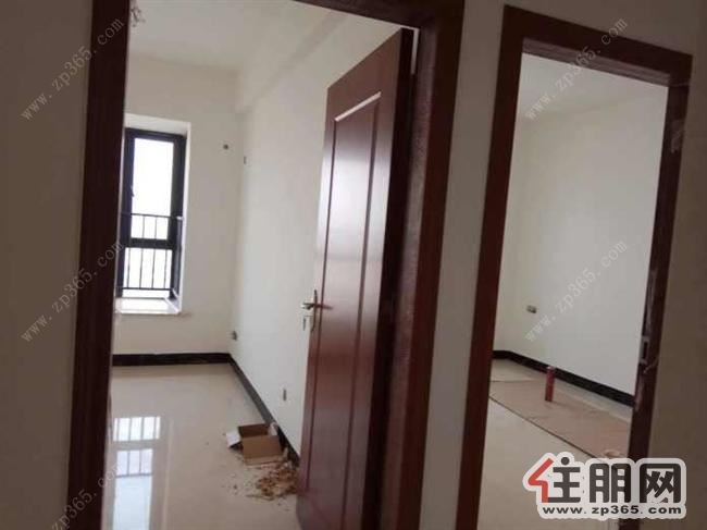 唐人街3室2厅1卫