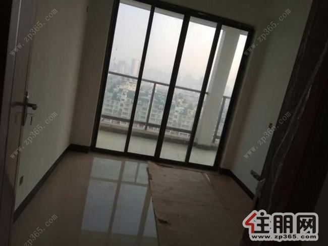 唐人街3室2厅1卫