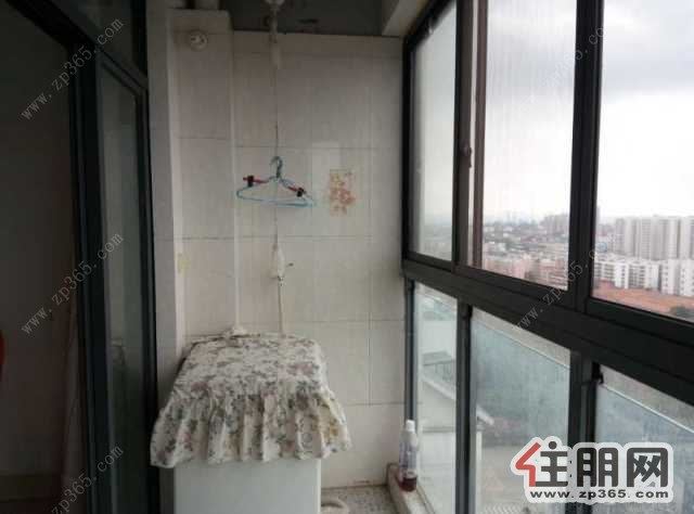 锦绣和兴园2室2厅71平米精装修押一付三