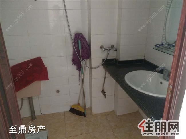 天悦华庭1300元1室1厅1卫中装小区安静,低价出租