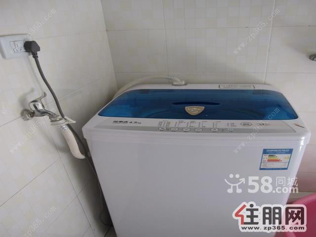 东环路体育中心对面3室2厅151平米中等