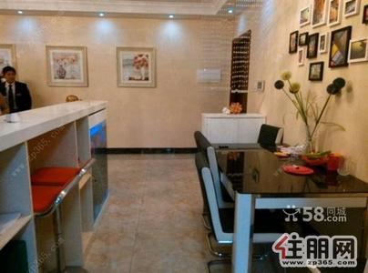 青秀区，东葛路飞凤菜市3室2厅122平米精装修