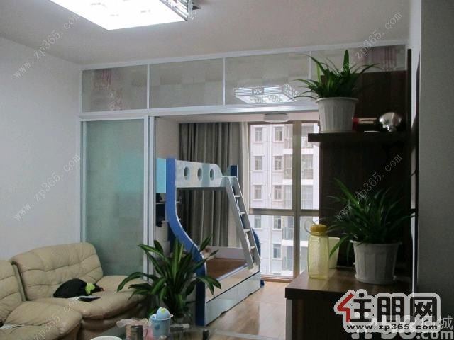 城中龙城世家2室1厅65平米豪华装修押二