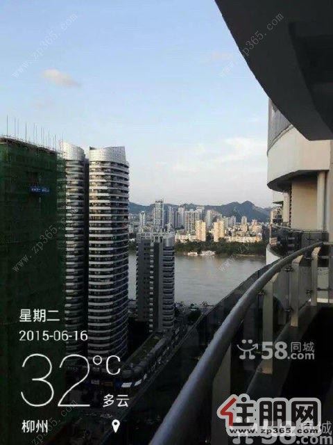 柳北白沙路高档小区保利精装三房房东便宜出