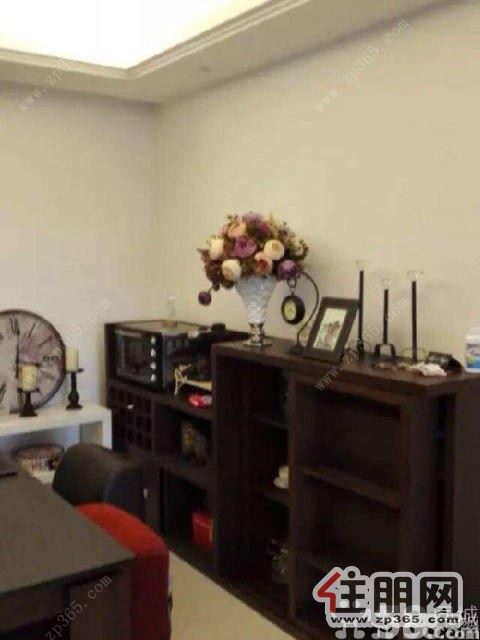 柳北白沙路高档小区保利精装三房房东便宜出