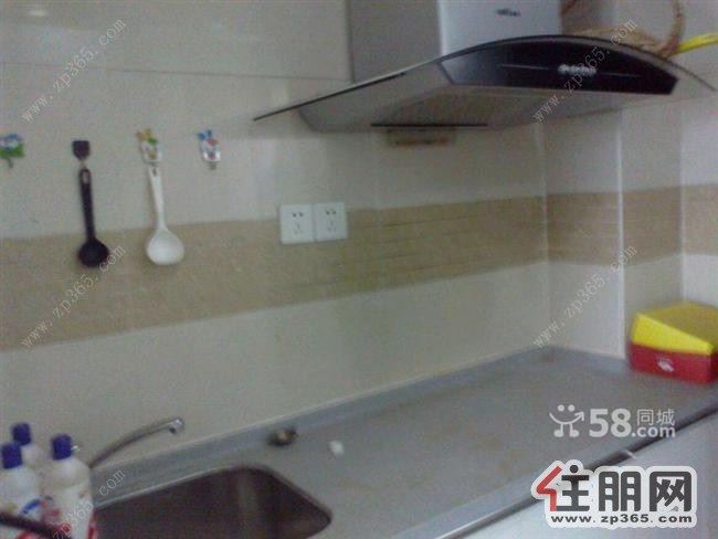 阳光100城市广场1500元1室1厅