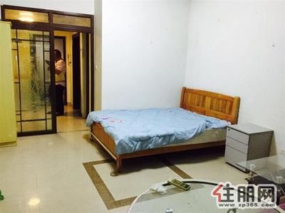 青秀区，五象广场，人才市场附近，居家小两房电梯，