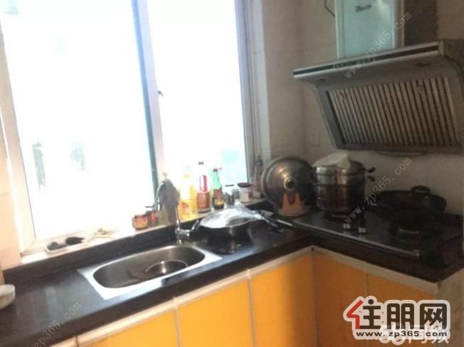 高铁站和安.宁春城北京路明苑花园***高层两房月租1700元