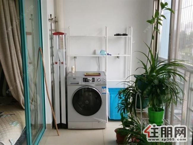 龙脉华庭-北区3室2卫2厅