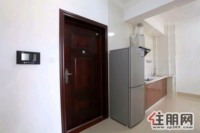 城中文源华都1室1厅47平精装急租可拎