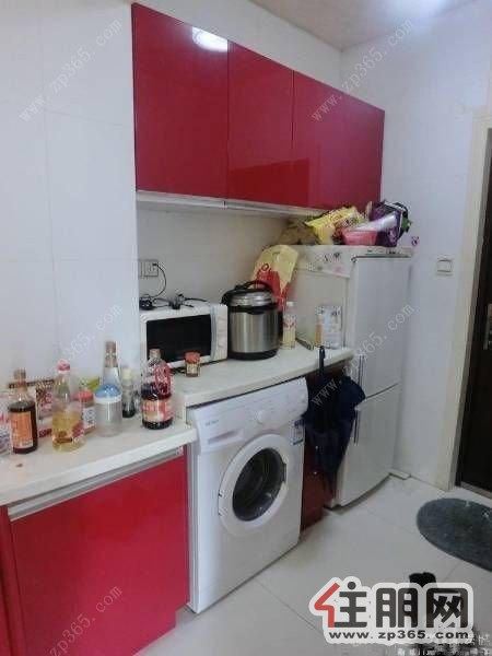 蓝色港湾精装1房1厅拎包入住急租