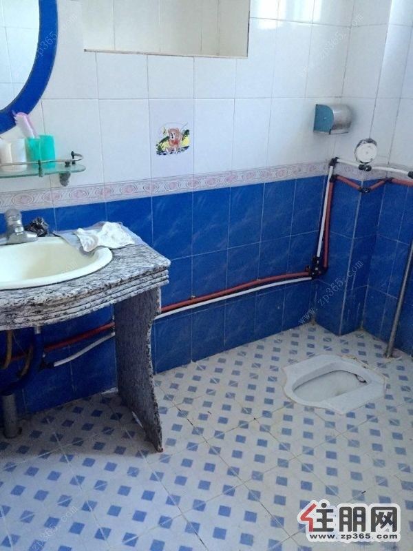 友谊路地委大院内精装3房2厅急租